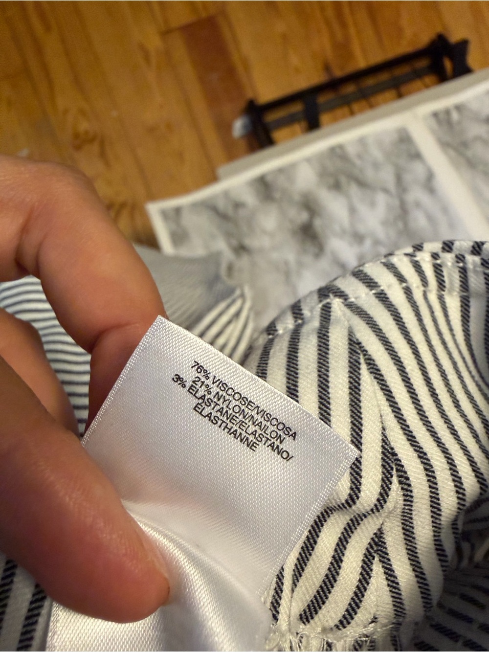 Anne Klein Navy and White Pinstripe Cropped Pants size 2X - Picture 7 of 7